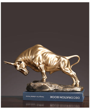 La sculpture en bronze du taureau - 1