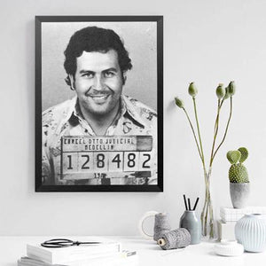 Affiche vintage Pablo Escobar arrestation Medellin 1991 - 1
